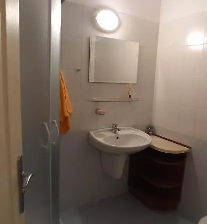 Flores Park Lägenhetshotell Slăntjev Brjag