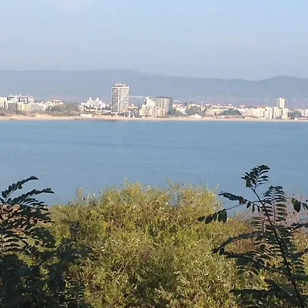 Flores Park Slantchev Briag