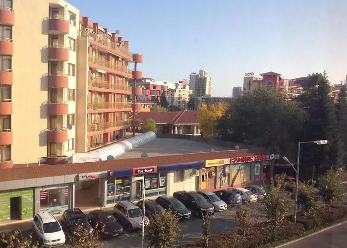 Flores Park Hotel apartamentowy 3*