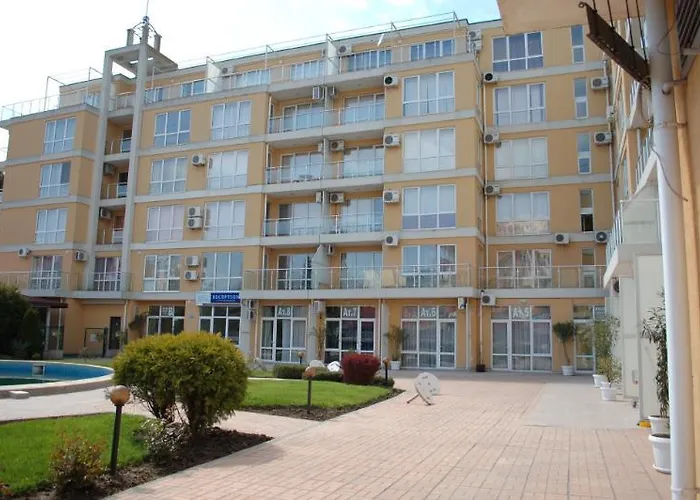 Hotel apartamentowy Flores Park Słoneczny Brzeg